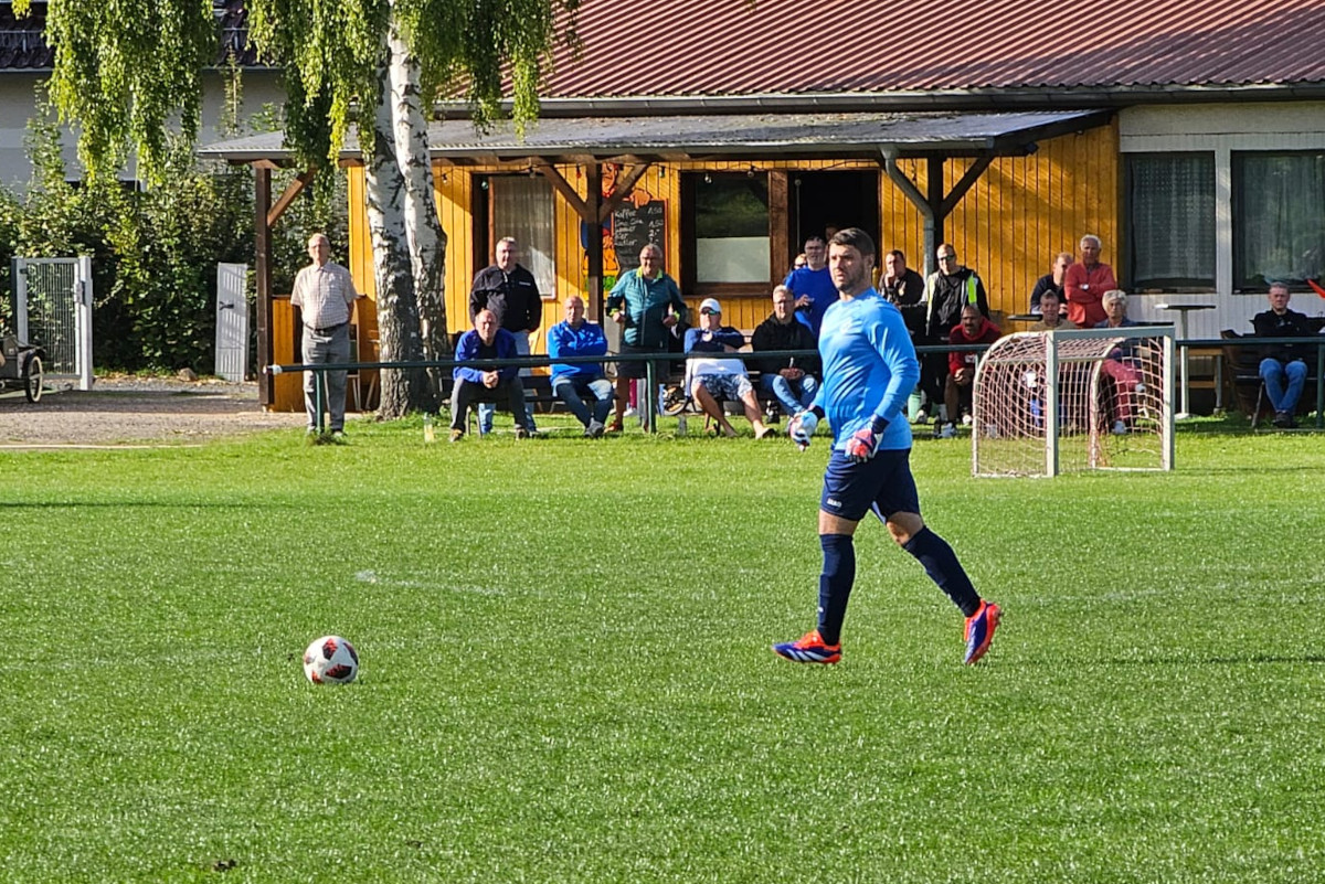 Auswärtssieg beim VfB - Erste gewinnt 2:1 Auswärtssieg beim VfB - Erste gewinnt 2:1