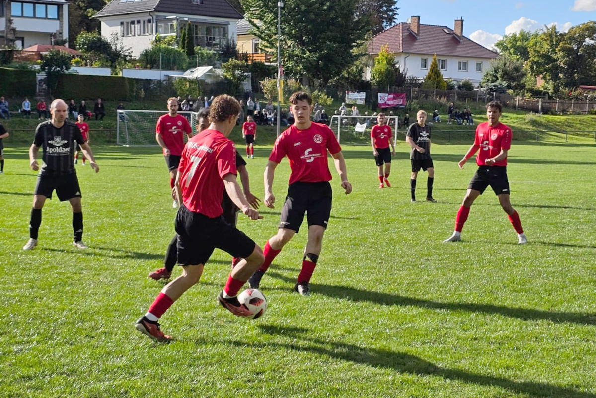 Auswärtssieg beim VfB - Erste gewinnt 2:1 Auswärtssieg beim VfB - Erste gewinnt 2:1