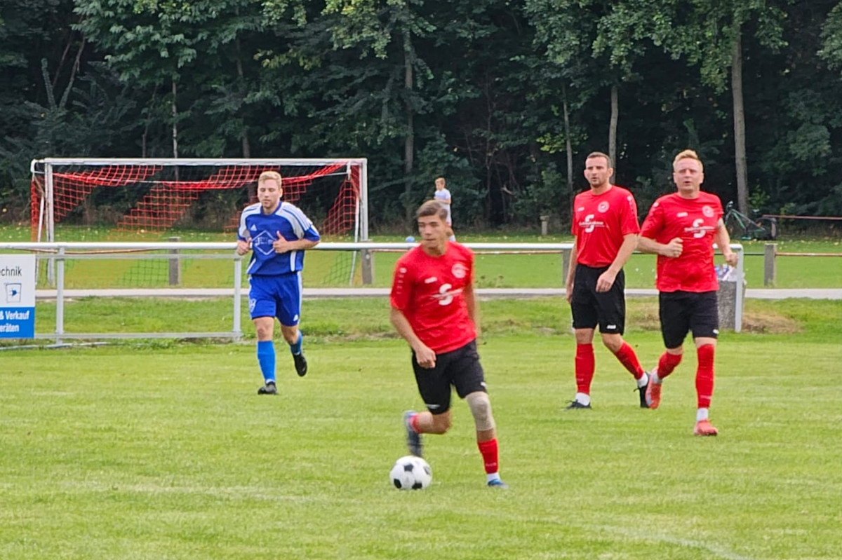 Spannender Pokalfight in Wickerstedt - Erste gewinnt 2:1