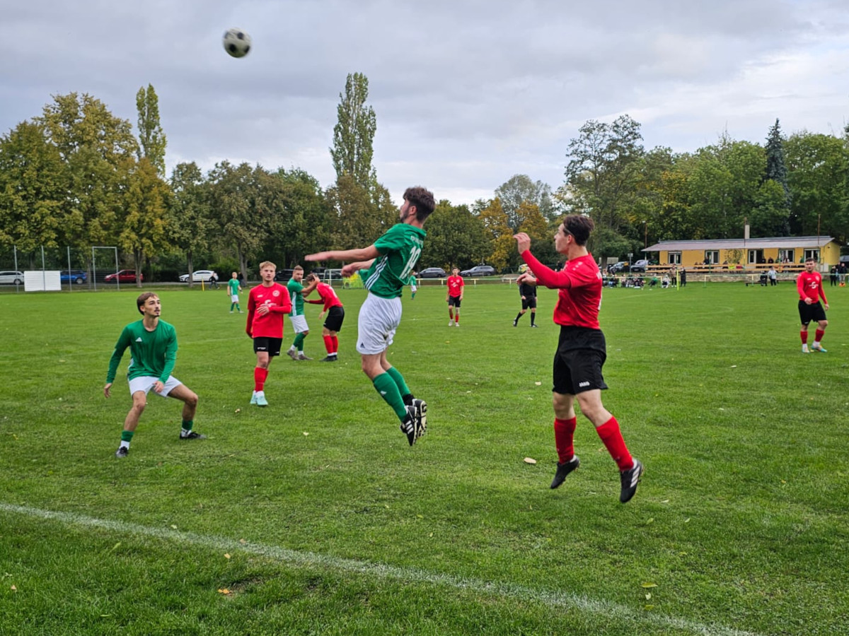 Sieg im Spitzenspiel - Erste gewinnt 2:1 in Zottelstedt