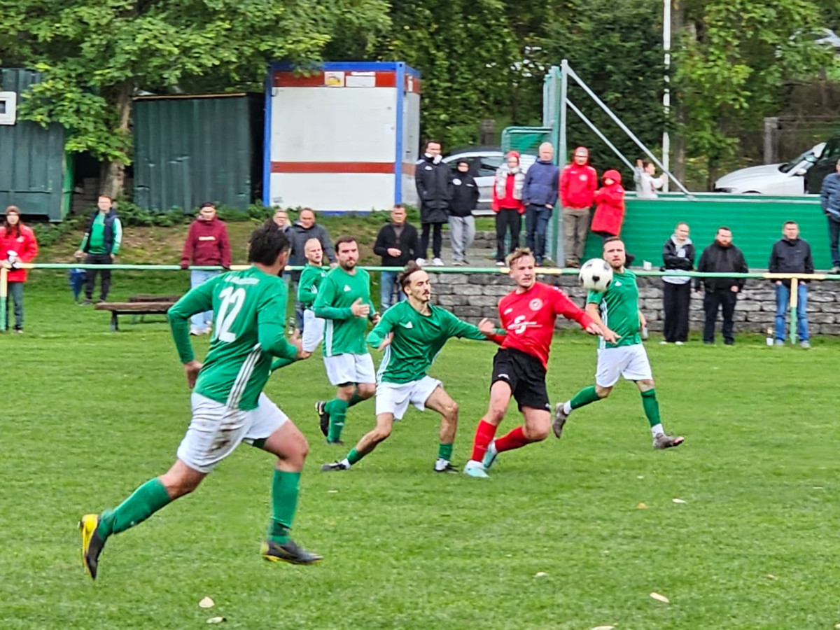 Sieg im Spitzenspiel - Erste gewinnt 2:1 in Zottelstedt