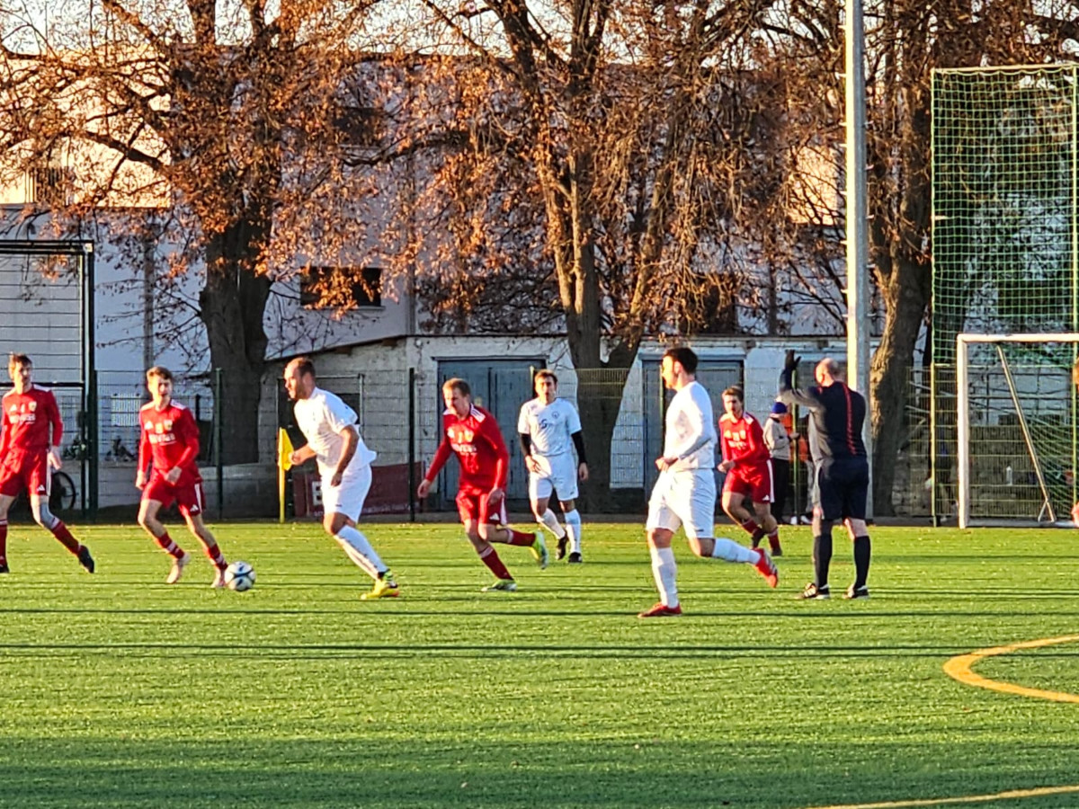 Deutlicher Sieg gegen den Tabellendritten Deutlicher Sieg gegen den Tabellendritten