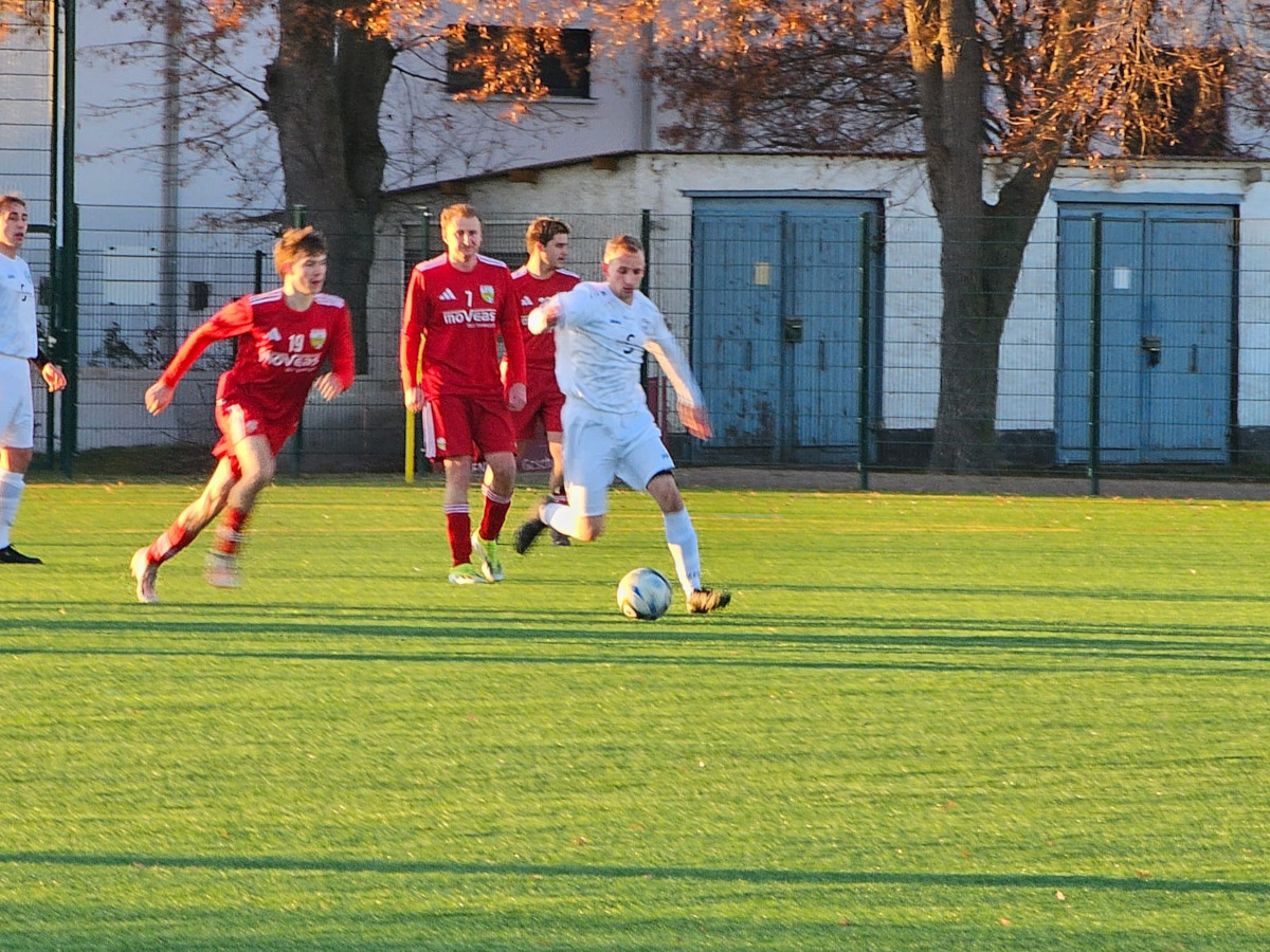 Deutlicher Sieg gegen den Tabellendritten Deutlicher Sieg gegen den Tabellendritten
