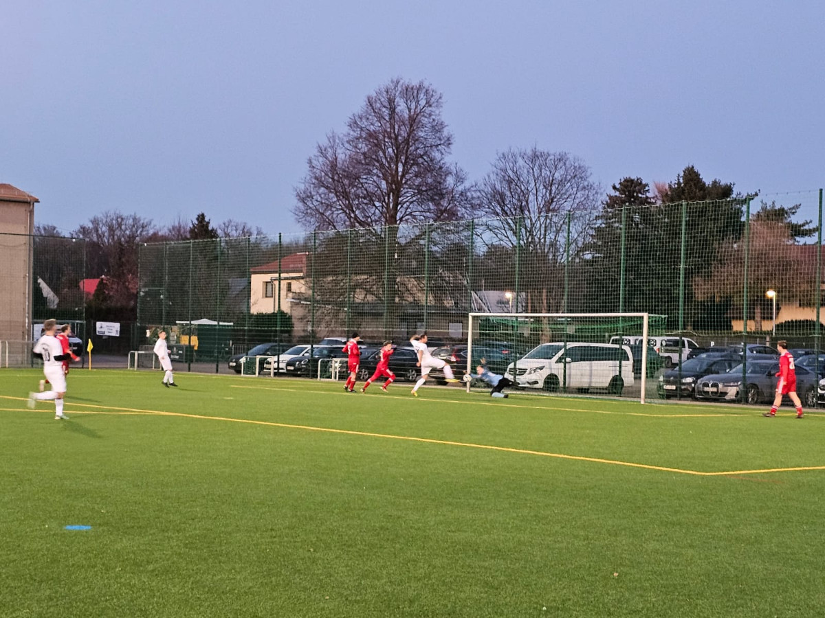 Deutlicher Sieg gegen den Tabellendritten Deutlicher Sieg gegen den Tabellendritten