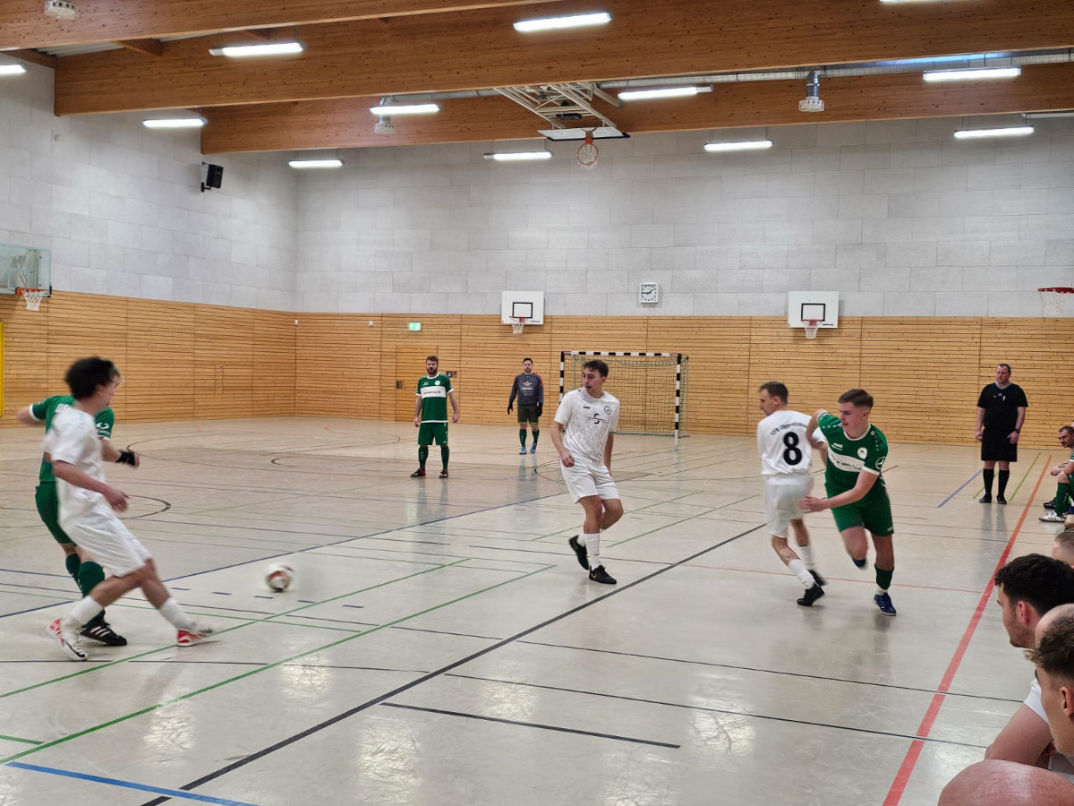 Hallenkreismeisterschaft – Vorrunde Männer Hallenkreismeisterschaft – Vorrunde Männer