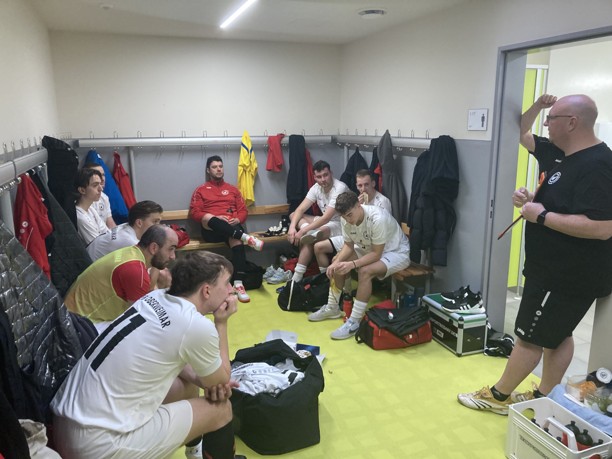 Hallenkreismeisterschaft – Vorrunde Männer Hallenkreismeisterschaft – Vorrunde Männer