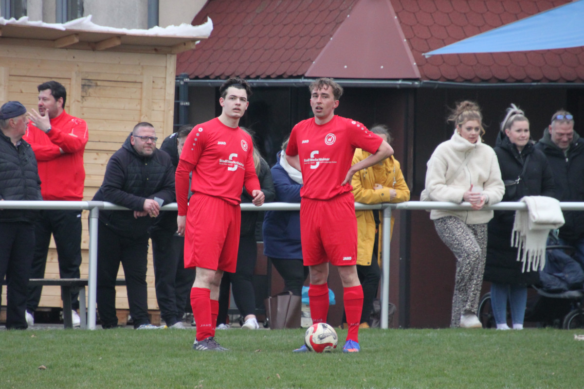 Auswärtssieg im Spitzenspiel - Erste gewinnt 1:0