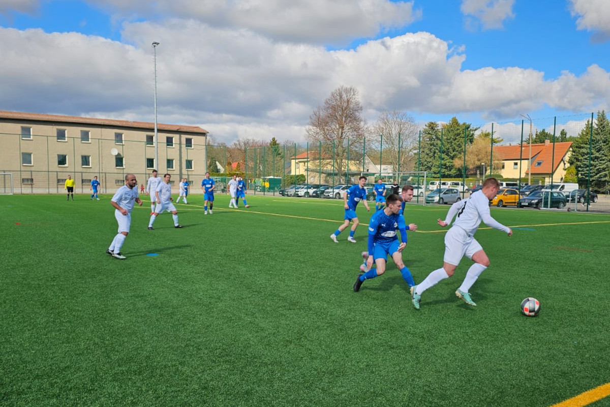 Sieg gegen Mellingen (Fotograf Thomas Dressler) Sieg gegen Mellingen (Fotograf Thomas Dressler)