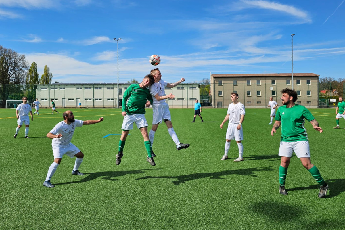 Heimsieg gegen Zottelstedt - Erste gewinnt 7:0