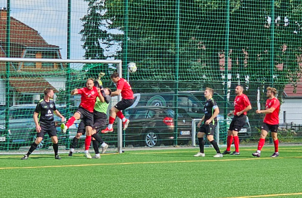 Knapper Sieg gegen Triptis Knapper Sieg gegen Triptis