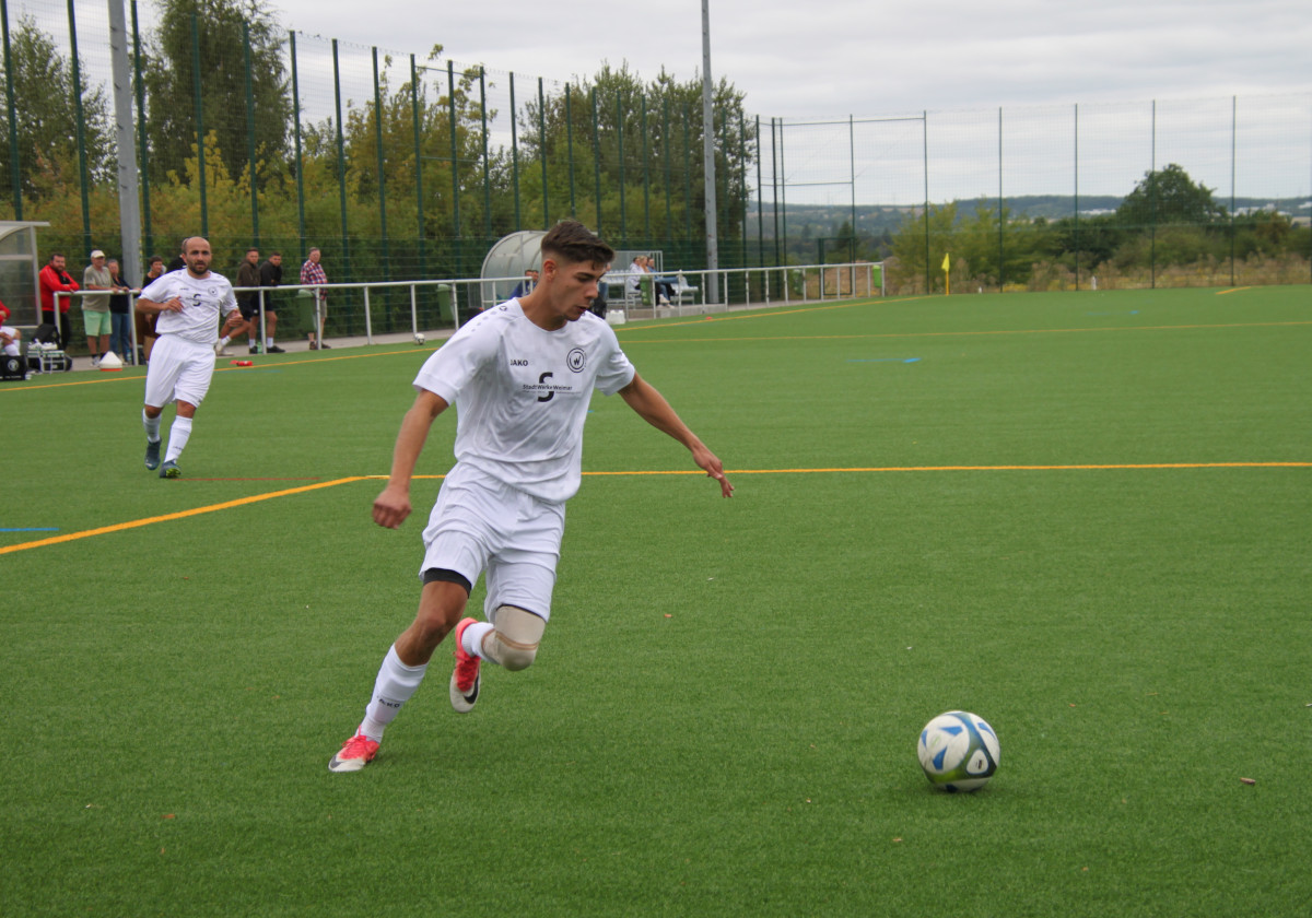 Starker Heimsieg zum Auftakt - Erste gewinnt 7:0 Starker Heimsieg zum Auftakt - Erste gewinnt 7:0