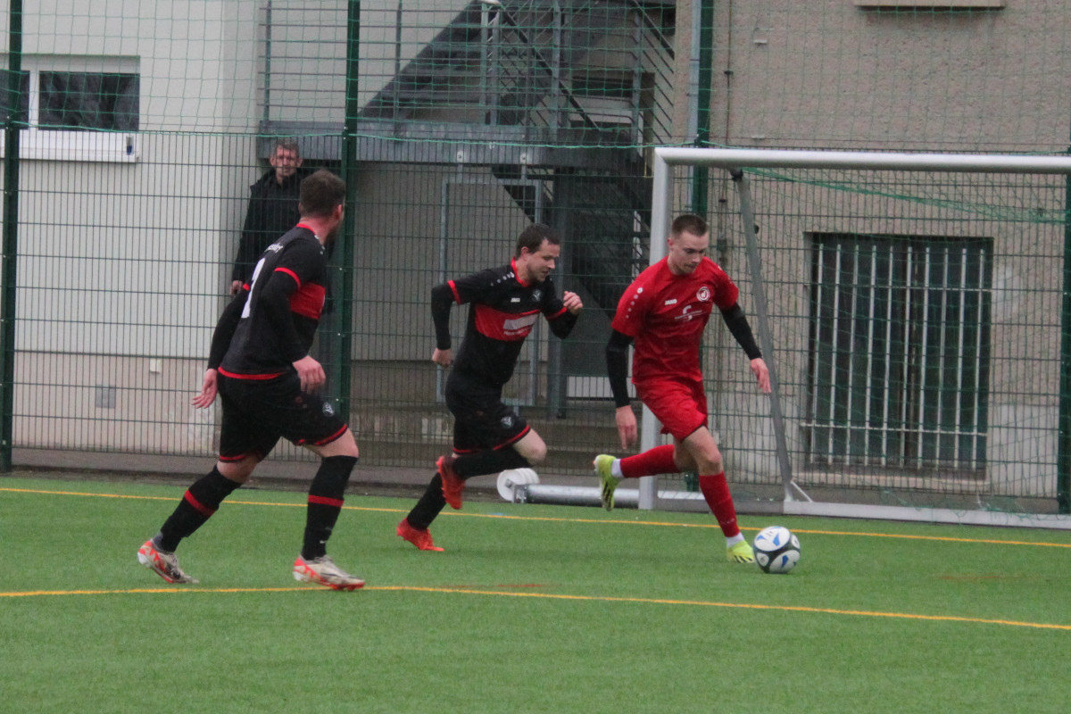 Erfolgsserie geht weiter - Zweite siegt verdient gegen Frankendorf Erfolgsserie geht weiter - Zweite siegt verdient gegen Frankendorf