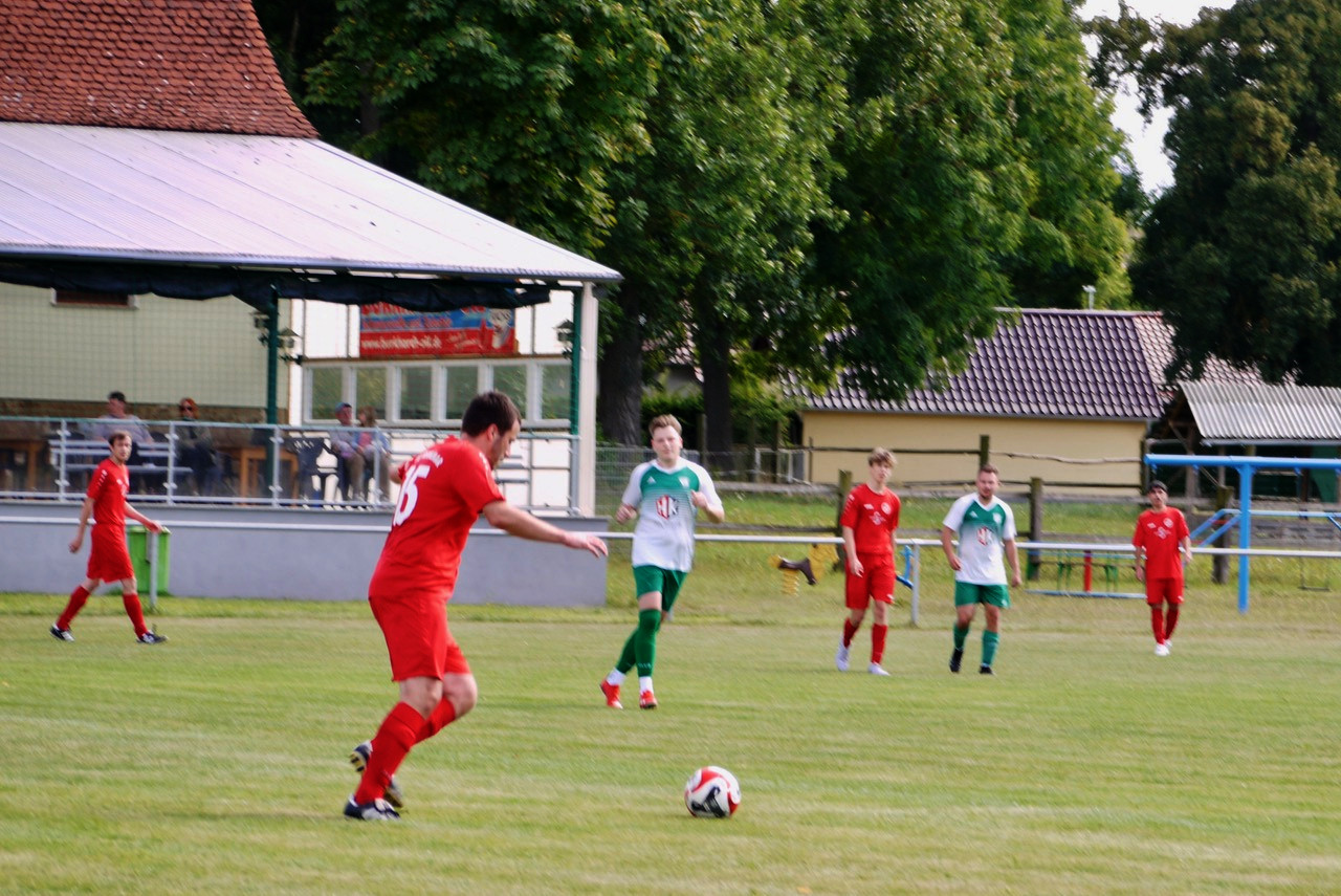 Verdienter Auswärtssieg der Zweiten in letzter Minute