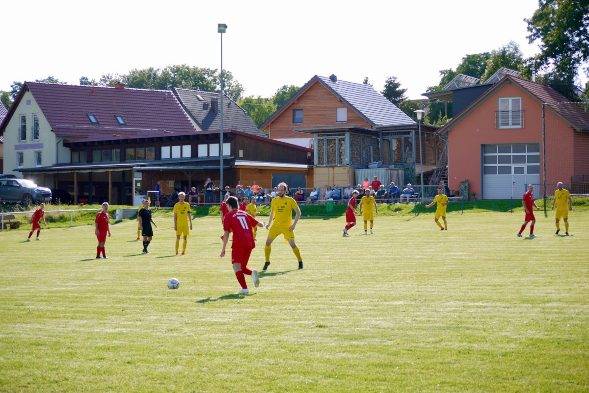 Die Zweite holt einen Auswärtspunkt in Frankendorf
