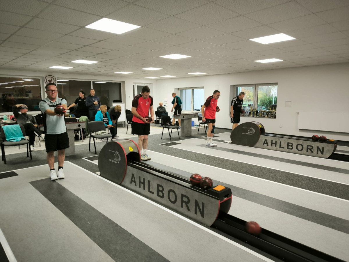 Beachtlicher Erfolg auf der neuen Kegelbahn! Beachtlicher Erfolg auf der neuen Kegelbahn!