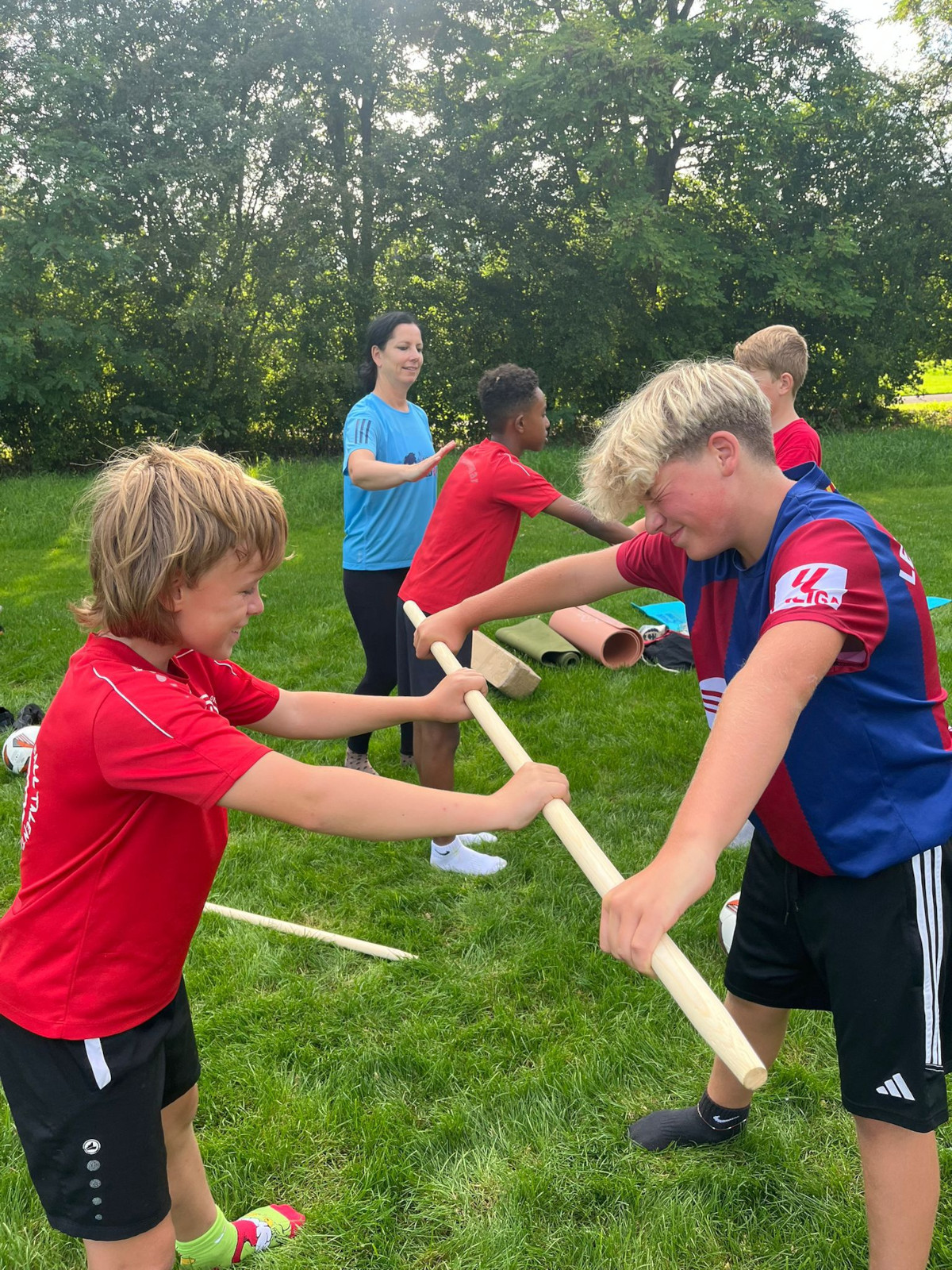 WORKOUT auf dem Parksportplatz WORKOUT auf dem Parksportplatz