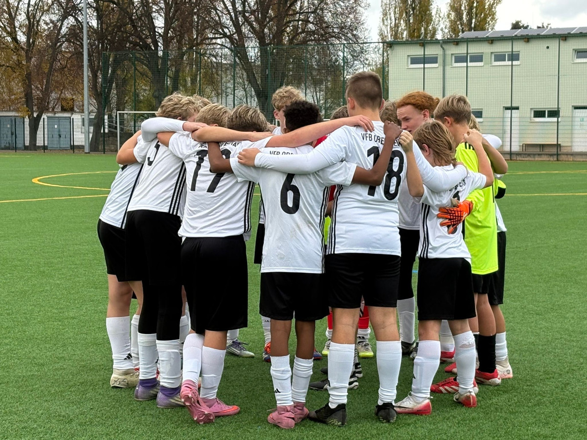 C1 berauscht sich an sich selbst C1 berauscht sich an sich selbst