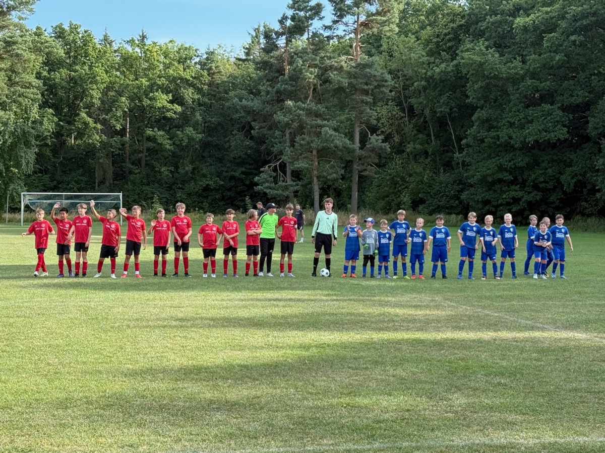 Sieg der D1 Junioren des VfB Oberweimar in der ersten Pokalrunde Sieg der D1 Junioren des VfB Oberweimar in der ersten Pokalrunde