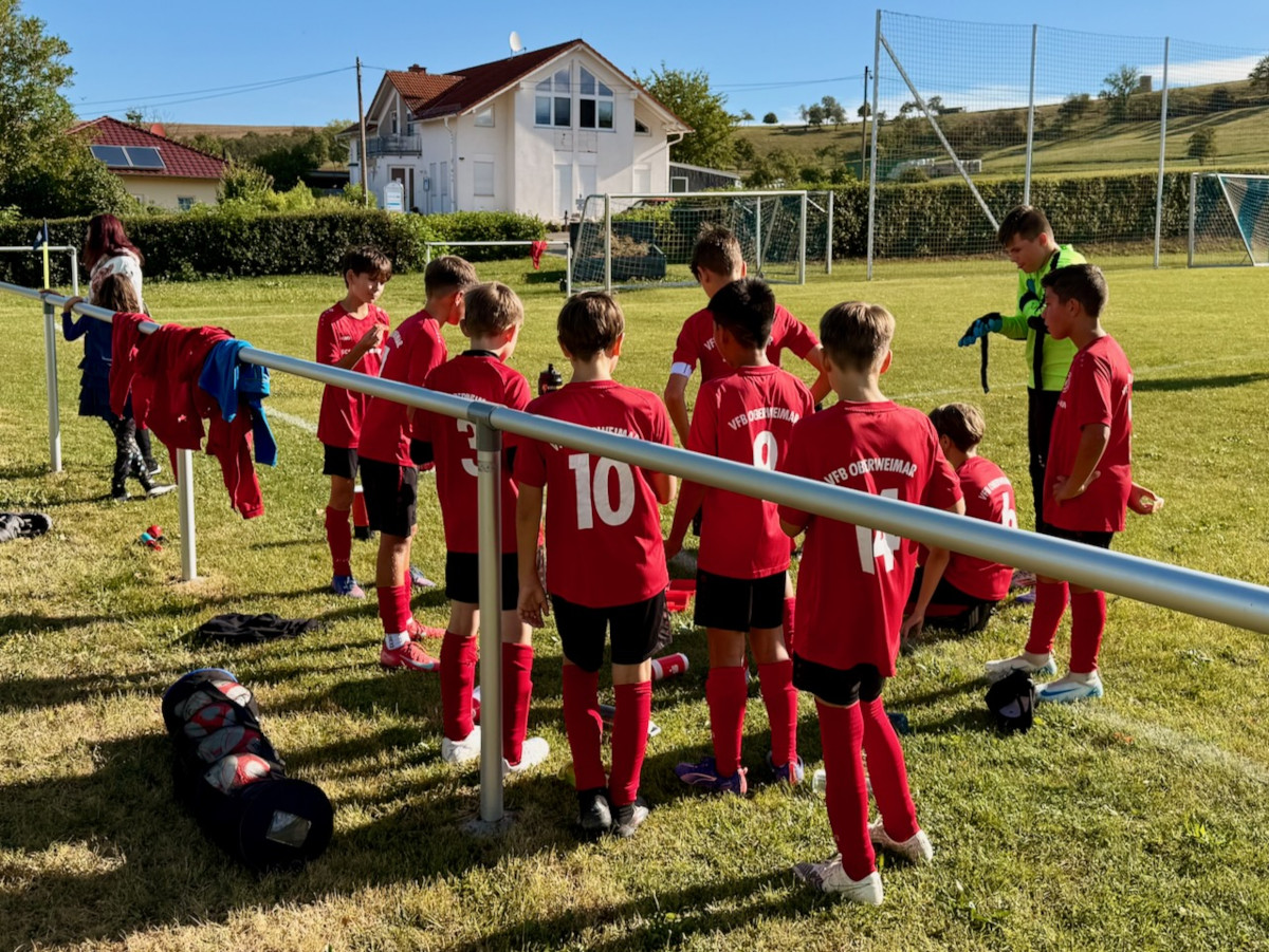 Arbeitssieg der D1 Junioren gegen Niederzimmern Arbeitssieg der D1 Junioren gegen Niederzimmern