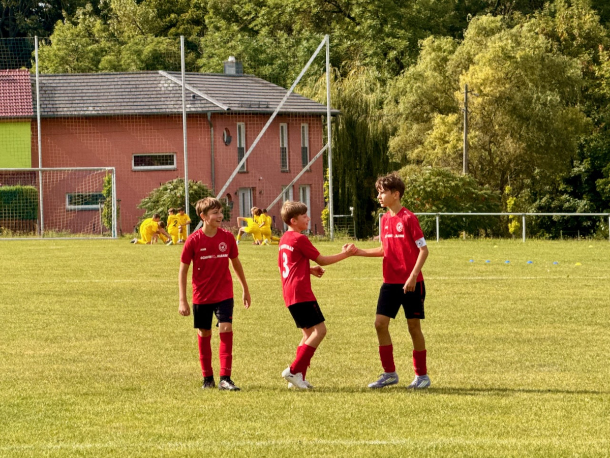 Arbeitssieg der D1 Junioren gegen Niederzimmern Arbeitssieg der D1 Junioren gegen Niederzimmern