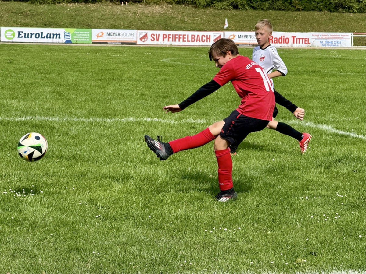 VfB Oberweimar D1 Junioren holen auswärts in Pfiffelbach nächsten Sieg - Tabellenführer VfB Oberweimar D1 Junioren holen auswärts in Pfiffelbach nächsten Sieg - Tabellenführer