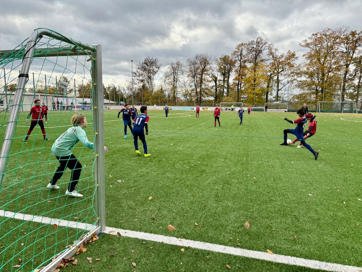 5:2 Sieg der D1-Junioren des VfB Oberweimar gegen Schöndorf