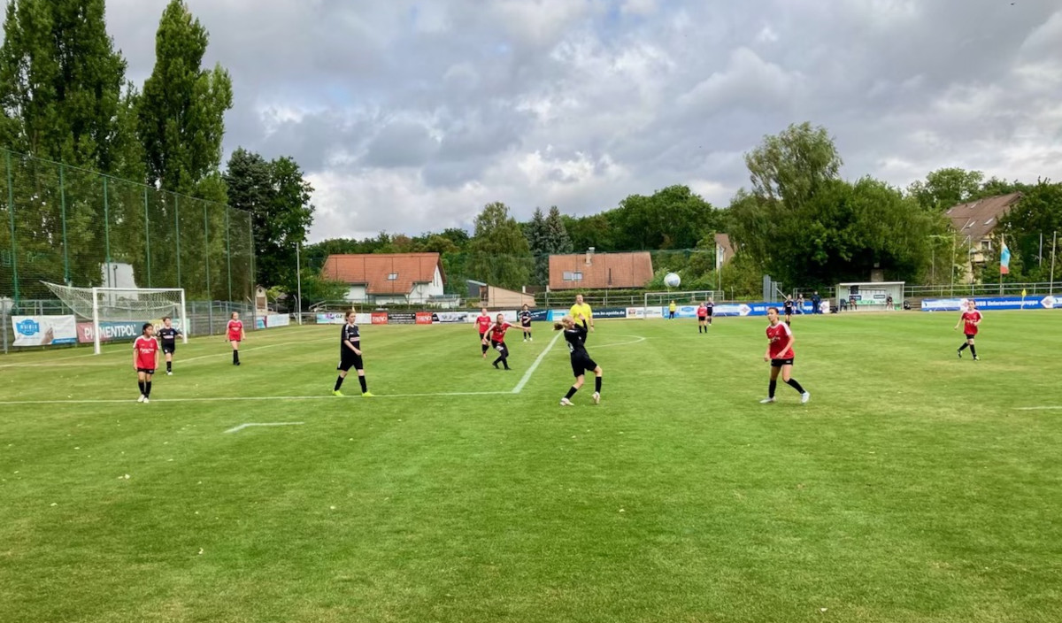 Unsere D-Mädchen stehen im Thüringenpokal-Viertelfinale! Unsere D-Mädchen stehen im Thüringenpokal-Viertelfinale!