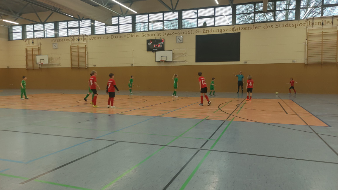 E1 mit Gruppensieg in der Vorrunde