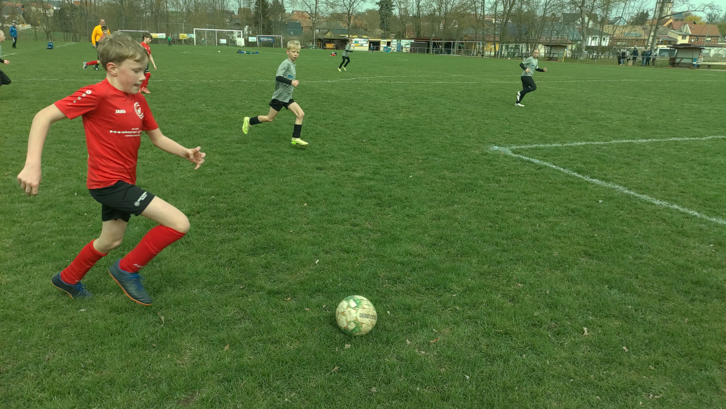 E1 unterliegt unglücklich