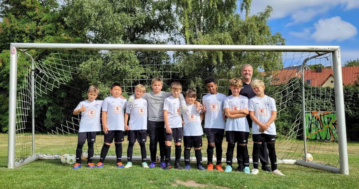 Unsere E2-Junioren in der Saison 2025/2026 Unsere E2-Junioren in der Saison 2025/2026