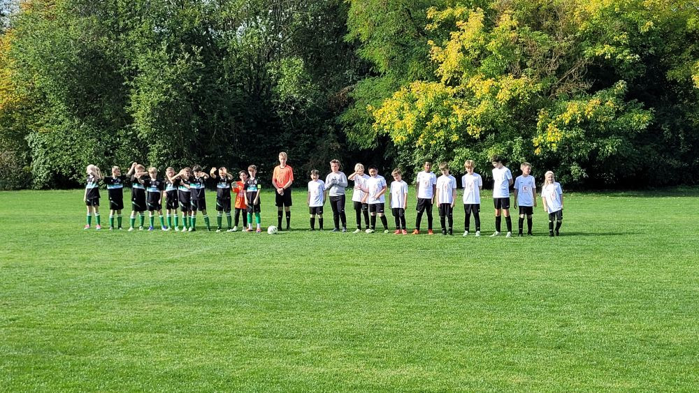 E2 Junioren schaffen Einzug in die nächste Pokal-Runde E2 Junioren schaffen Einzug in die nächste Pokal-Runde