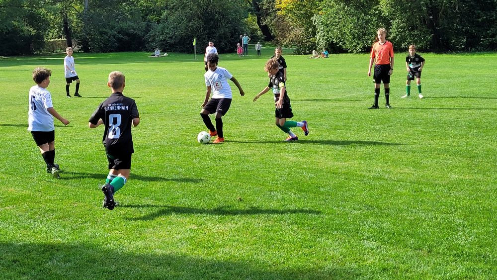 E2 Junioren schaffen Einzug in die nächste Pokal-Runde
