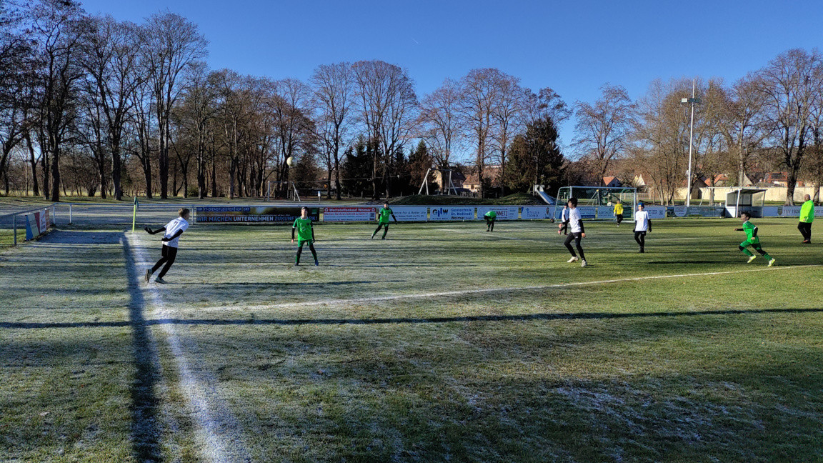 E2 fordert Spitzenreiter