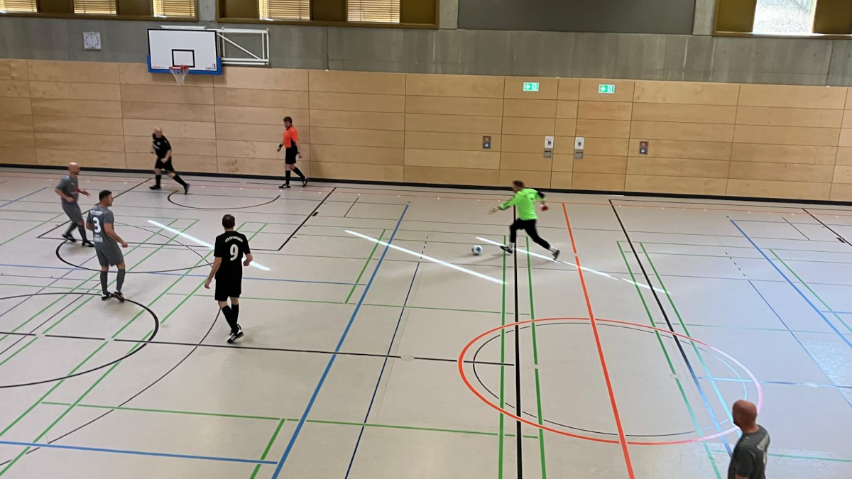 Edle Herren sind Ü40-Hallenlandesmeister!! Edle Herren sind Ü40-Hallenlandesmeister!!