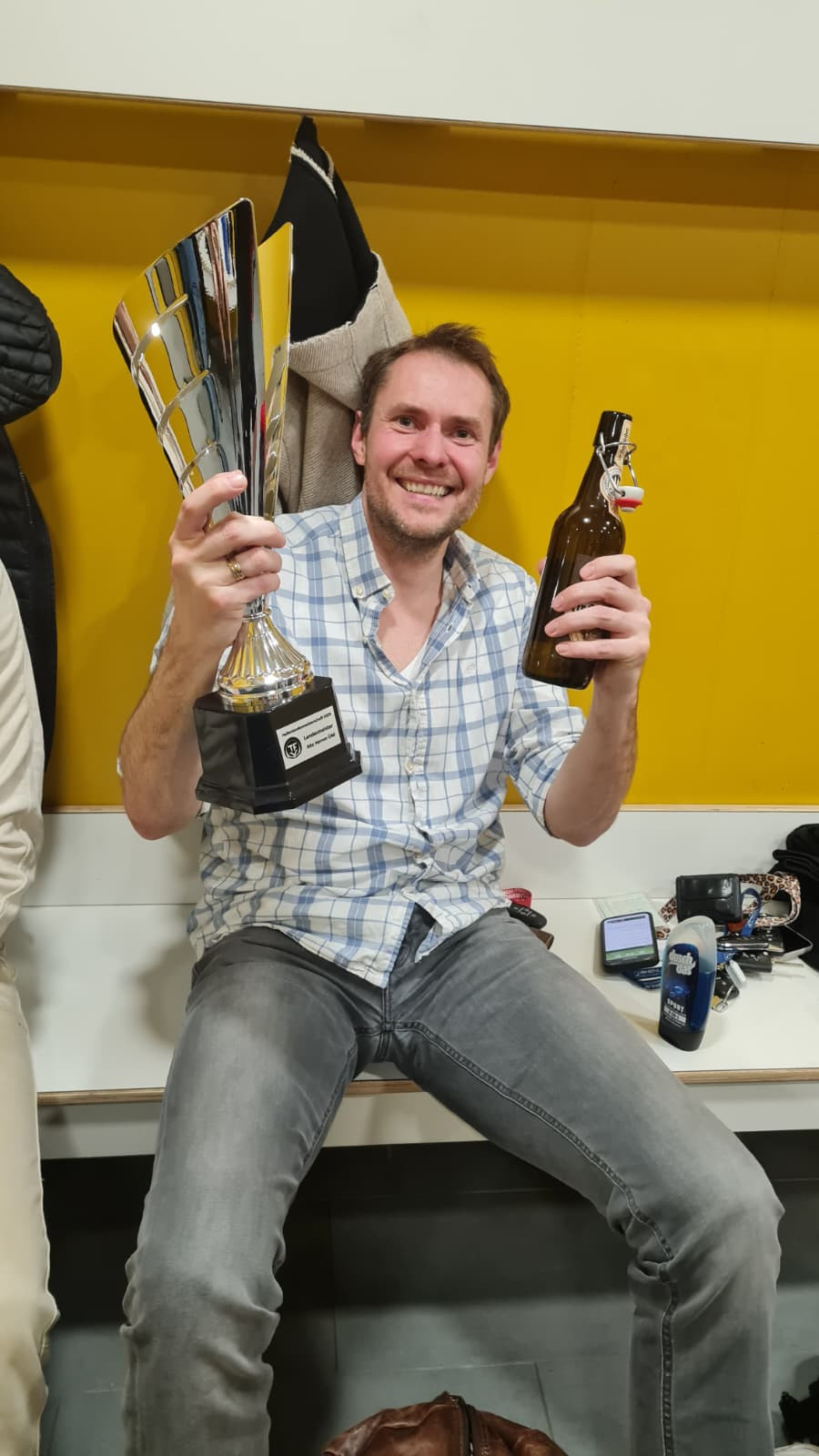 Edle Herren sind Ü40-Hallenlandesmeister!! Edle Herren sind Ü40-Hallenlandesmeister!!