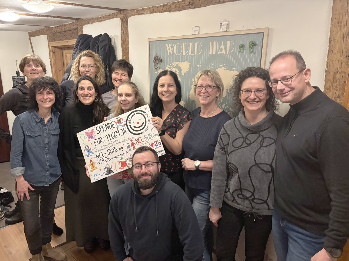 Offizieller Spendenscheck Offizieller Spendenscheck