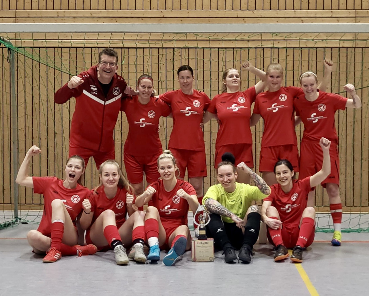Erfolgreiches Hallenwochenende für Frauen und B-Mädels des VfB Oberweimar! 