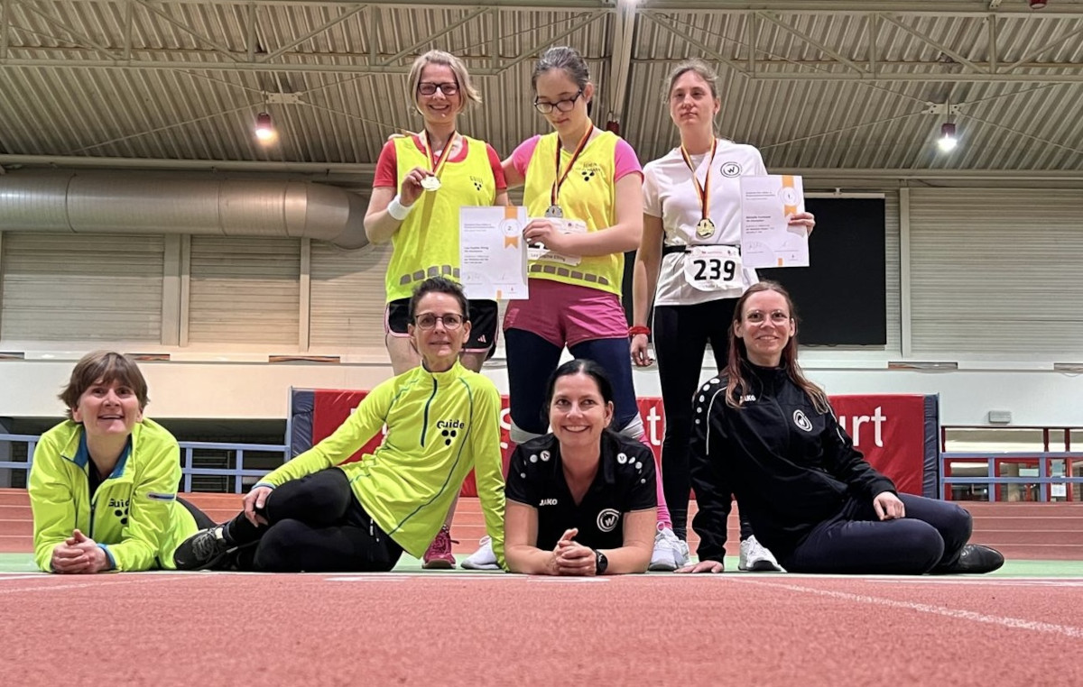 Langer Wettkampftag für den VfB Oberweimar bei der Deutschen Hallenmeisterschaft in Erfurt Langer Wettkampftag für den VfB Oberweimar bei der Deutschen Hallenmeisterschaft in Erfurt