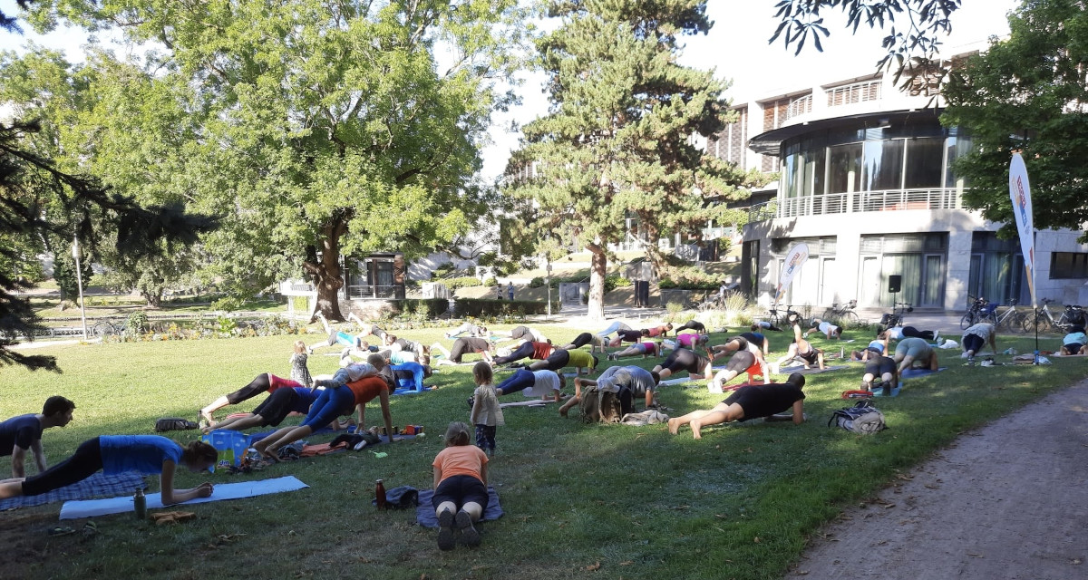 Sonne, Sommer, Sport im Park Sonne, Sommer, Sport im Park