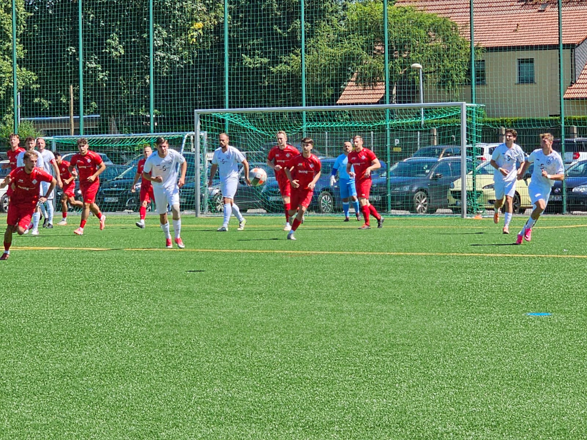 Erstes Testspiel gegen Schott Jena