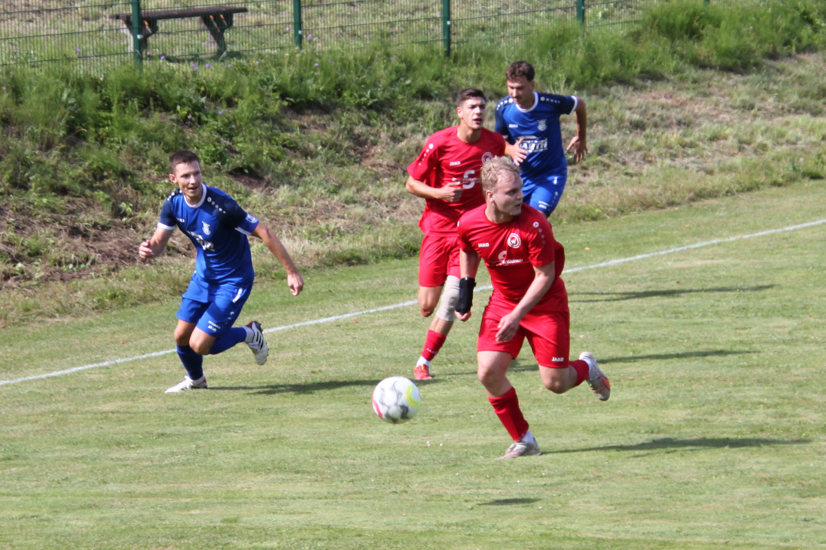 TSV 1880 Elgersburg - VfB Oberweimar 3:2 TSV 1880 Elgersburg - VfB Oberweimar 3:2