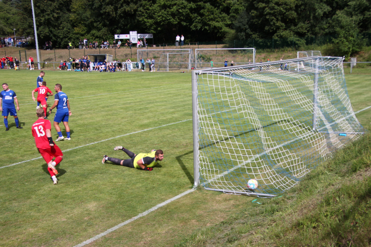 TSV 1880 Elgersburg - VfB Oberweimar 3:2 TSV 1880 Elgersburg - VfB Oberweimar 3:2