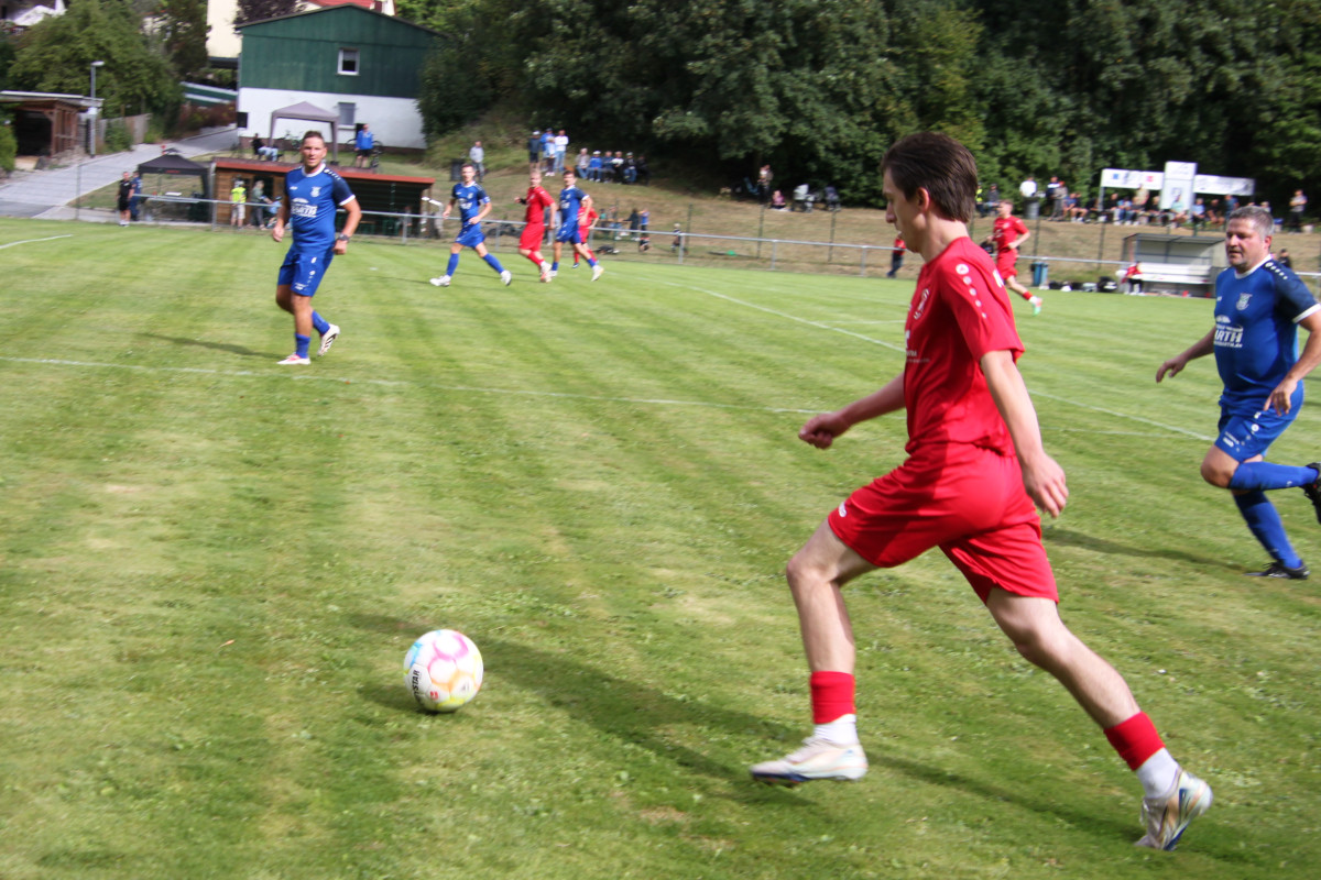 TSV 1880 Elgersburg - VfB Oberweimar 3:2 TSV 1880 Elgersburg - VfB Oberweimar 3:2