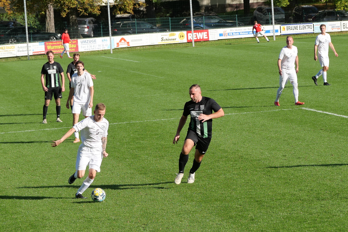 Grün Weiß Blankenhain - VfB Oberweimar 1:3