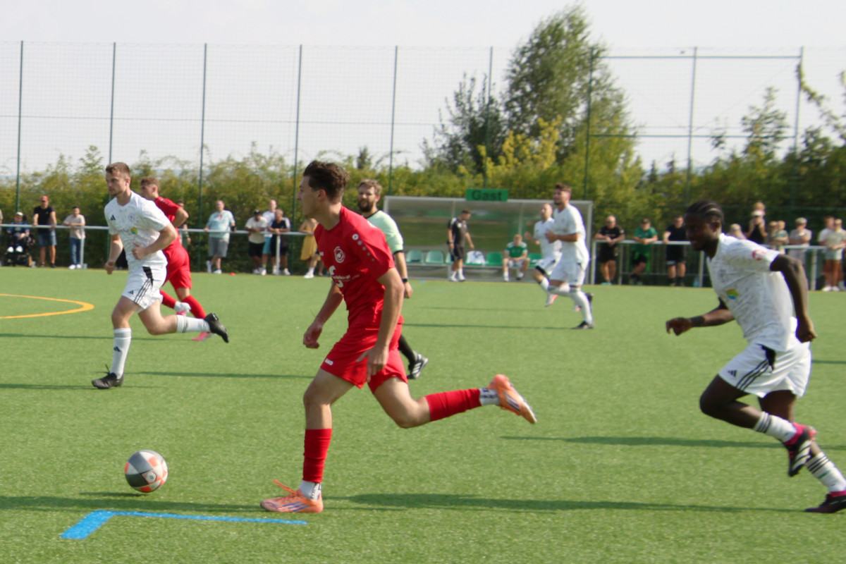 VfB Oberweimar gegen SG VfB Apolda 2:0 VfB Oberweimar gegen SG VfB Apolda 2:0