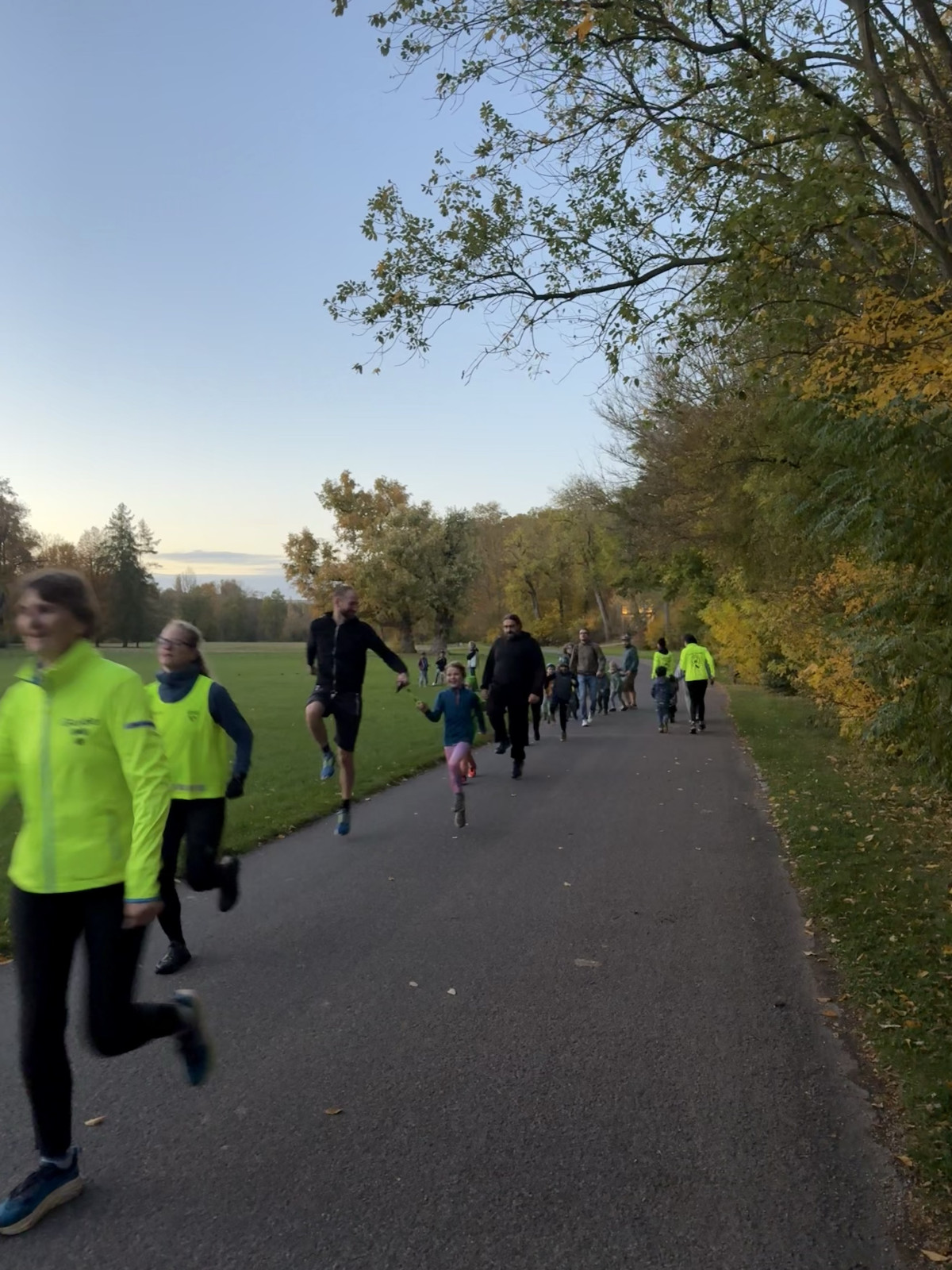 Sport im Freien - Kindersport meets Runclusive Sport im Freien - Kindersport meets Runclusive